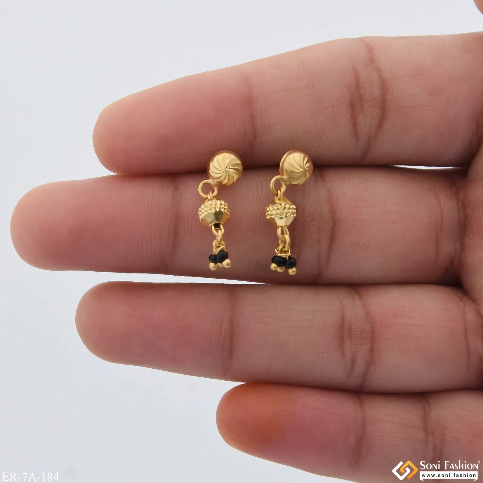 1 Gram Gold Plated Brilliant Design New Style Earrings for Ladies - Style A184