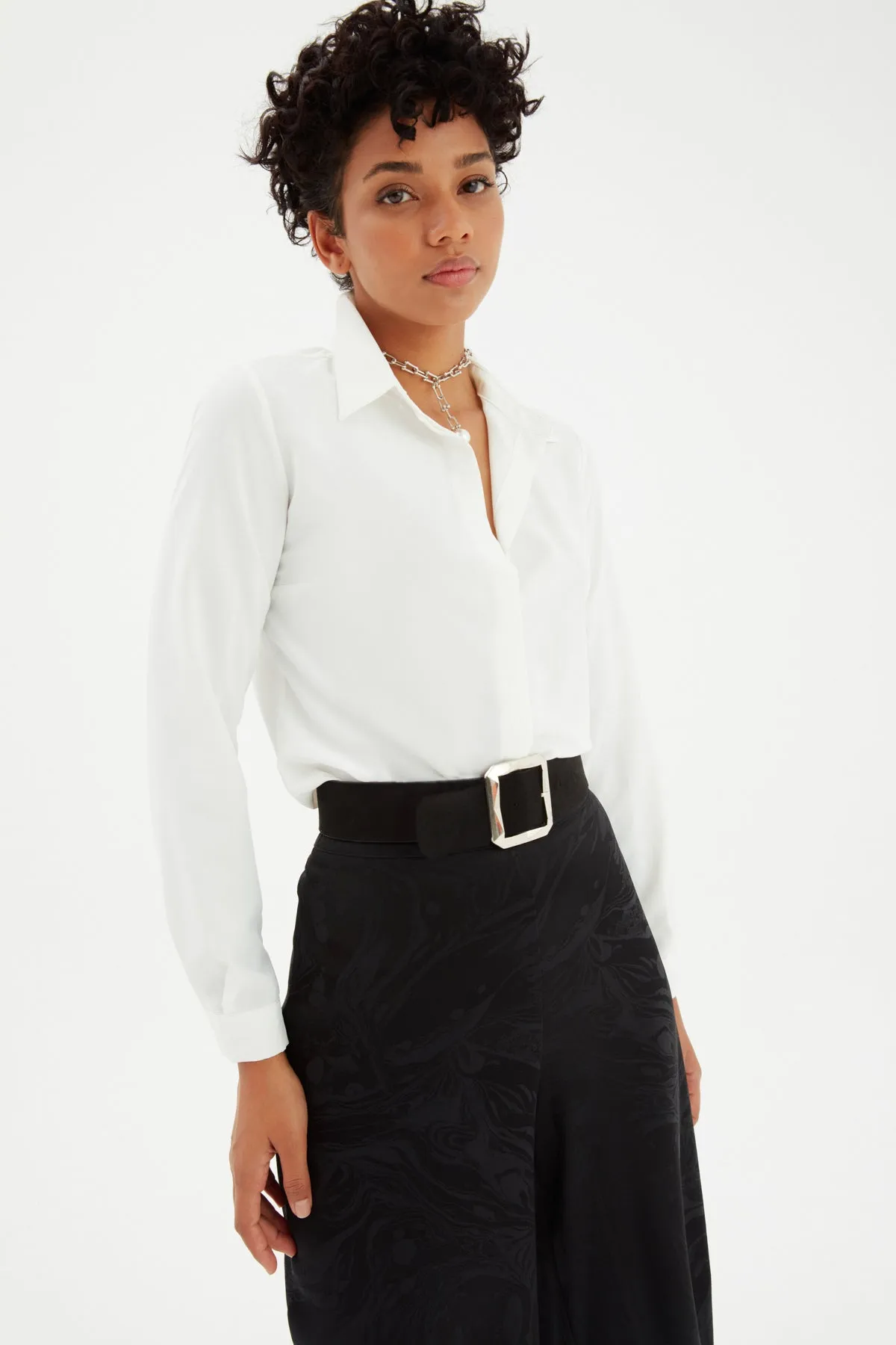 Basic Classic Button Down Shirt - White