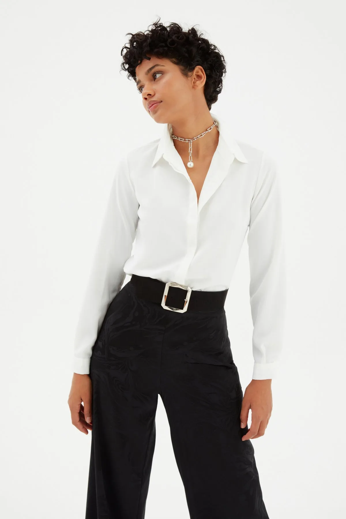 Basic Classic Button Down Shirt - White