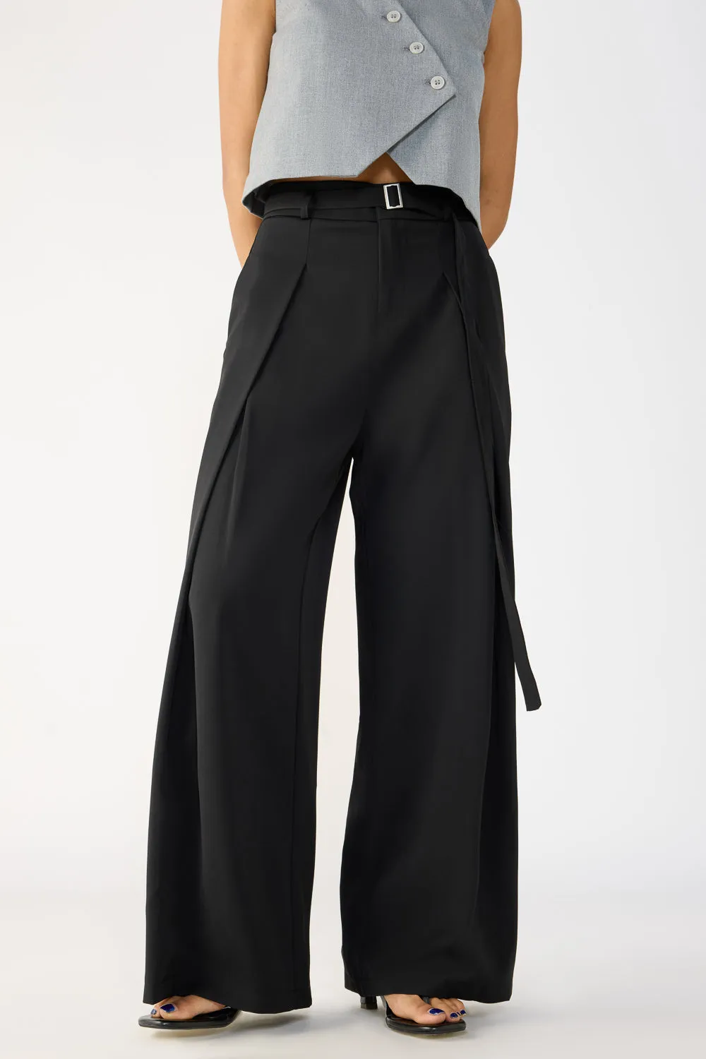 Black Belted Flared Korean Pants