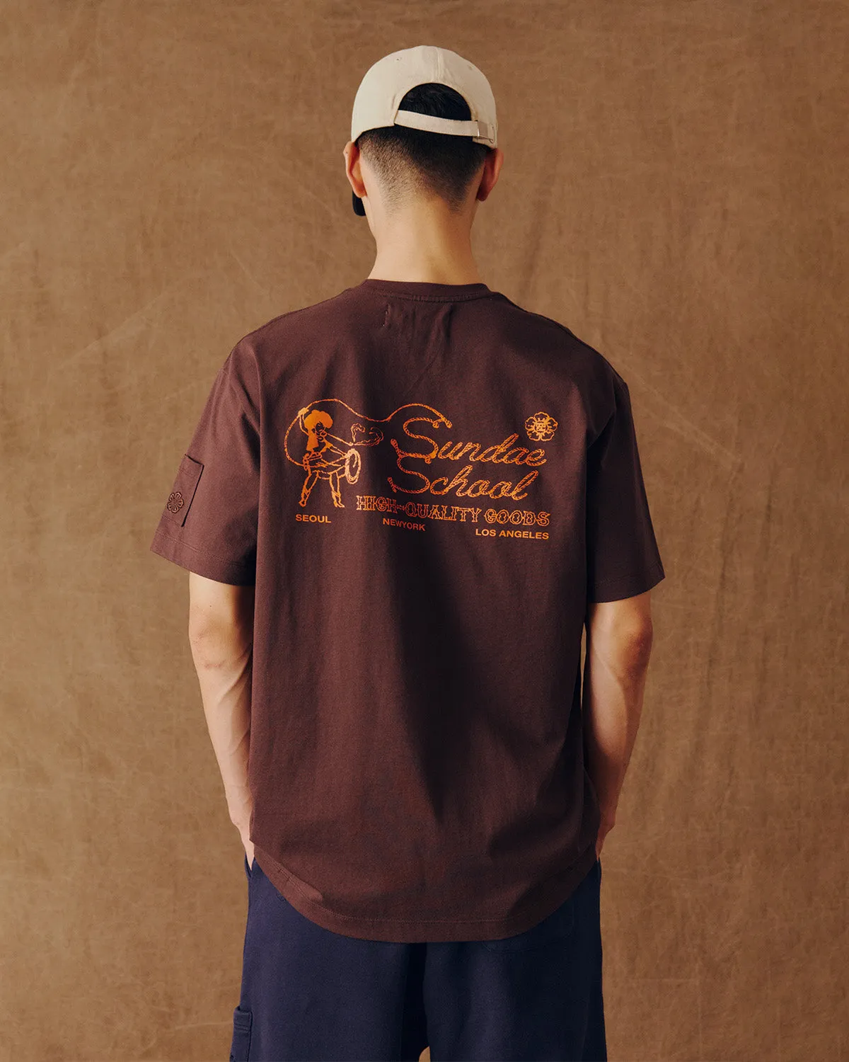 BROWN QUALITY COWGIRL T-SHIRT