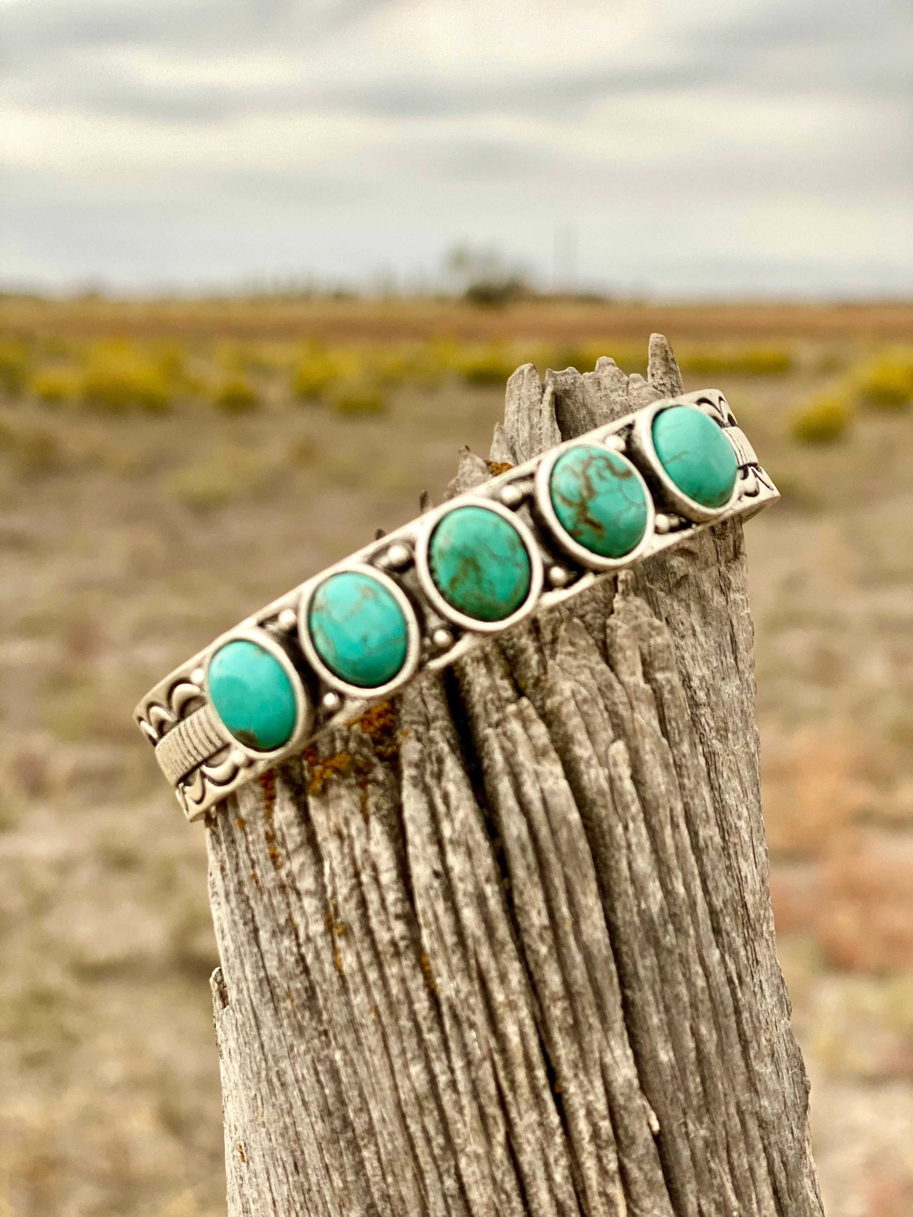 Love Vintage Turquoise Cuff Bracelet