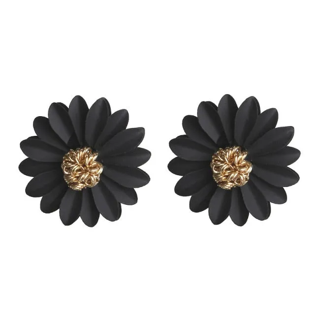 New Cute Small Daisy Flowers Stud Earrings For Women Korean Sweet crystal Flower Earring Girls Fashion Elegant Jewelry