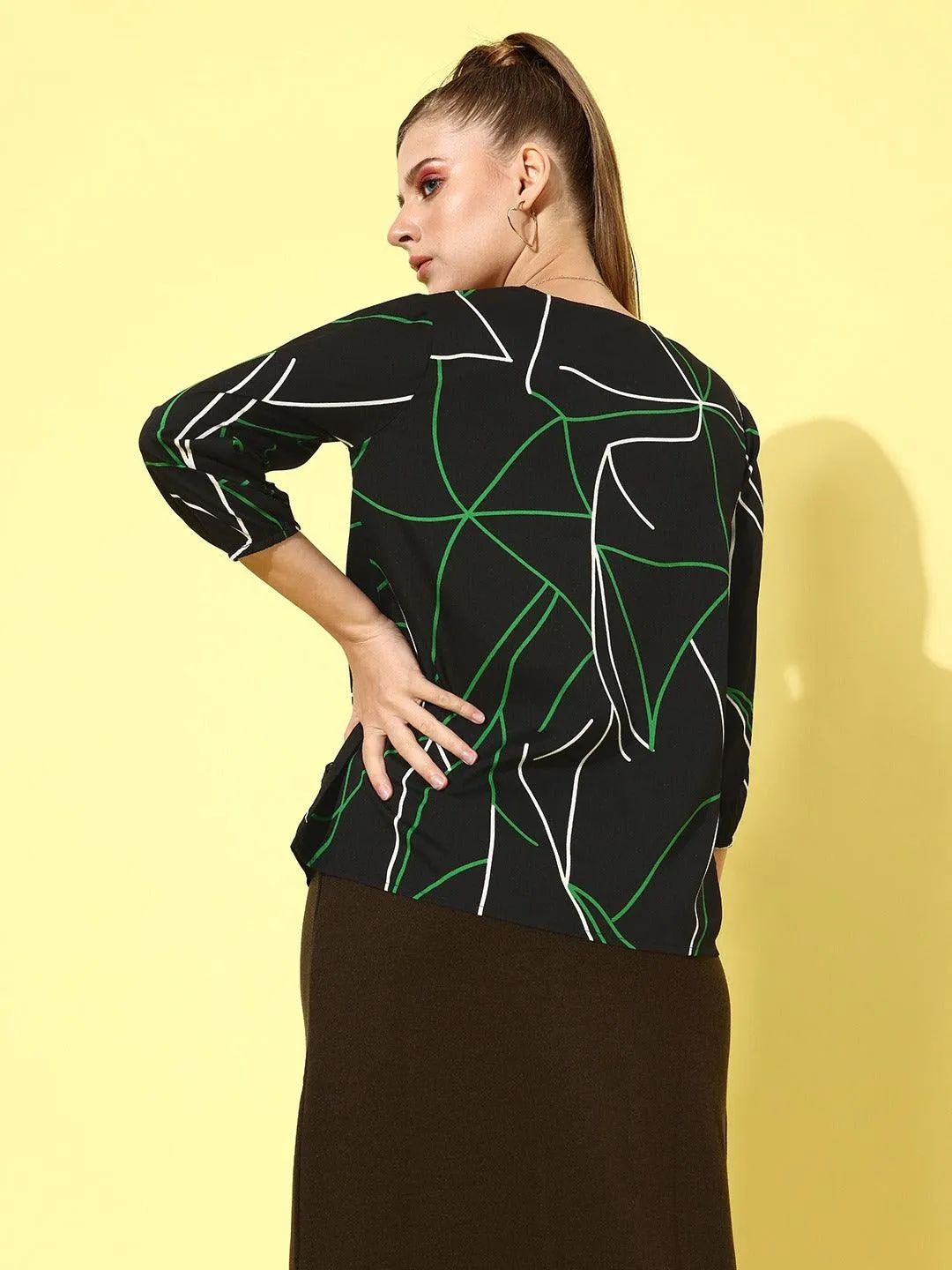 Style Quotient Women Black & Green Geometric Print Wrap Top