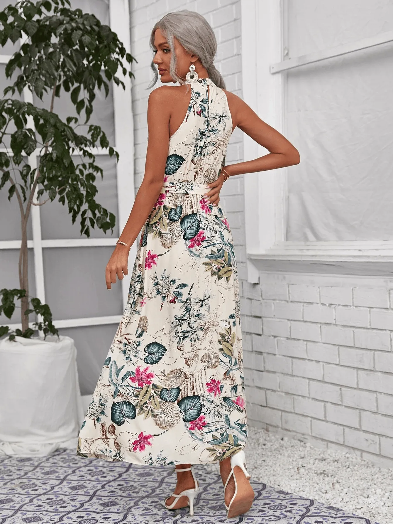 Style Quotient  Women Cream Floral Dresses